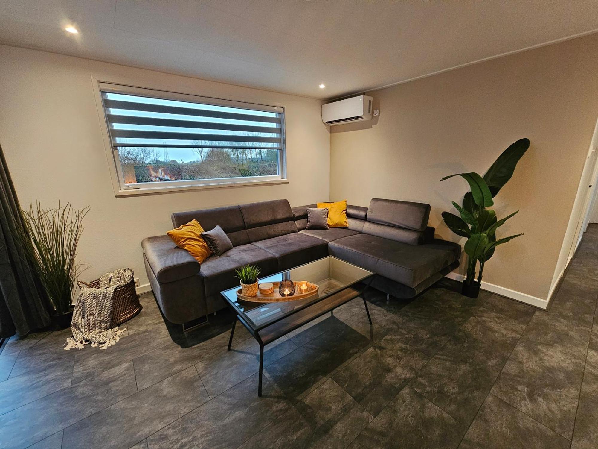 Luxe Woonboot In De Evt Met Console Bootje! *