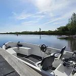 Luxe Woonboot In De Natuur Evt Met Console Bootje!