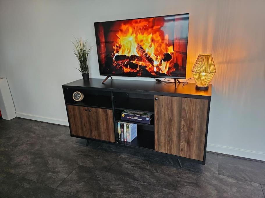 Luxe Woonboot In De Evt Met Console Bootje!